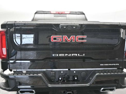 New 2026 GMC Sierra 1500 Denali w/ Denali Reserve Package image 5