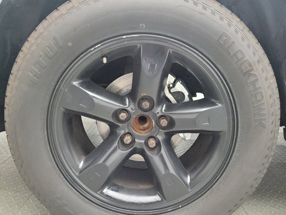 Used 2015 RAM 1500 Big Horn RWD image 31