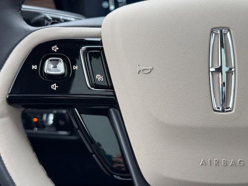 New 2026 Lincoln Corsair Grand Touring AWD/4WD image 19