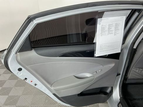 Used 2011 Hyundai Sonata Limited image 23