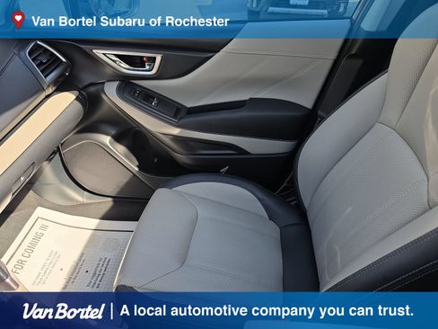 Used 2023 Subaru Forester Limited AWD/4WD image 24