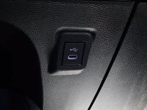 Used 2025 Toyota Corolla LE FWD image 32