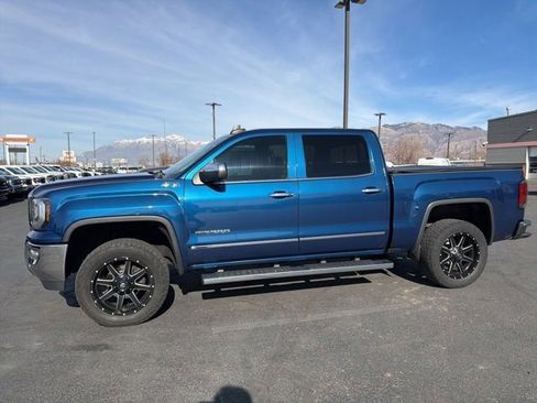 Used 2018 GMC Sierra 1500 SLT w/ SLT Premium Package image 11