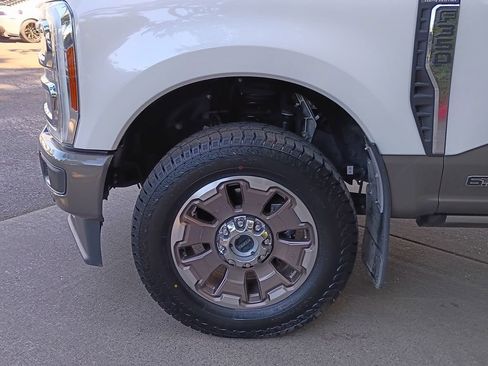 Used 2023 Ford F350 King Ranch AWD/4WD image 8