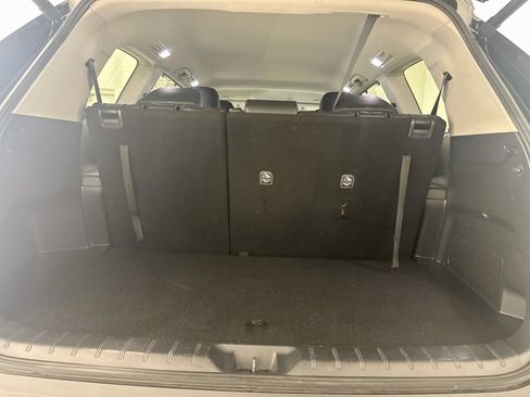 Used 2025 Toyota Grand Highlander AWD image 31