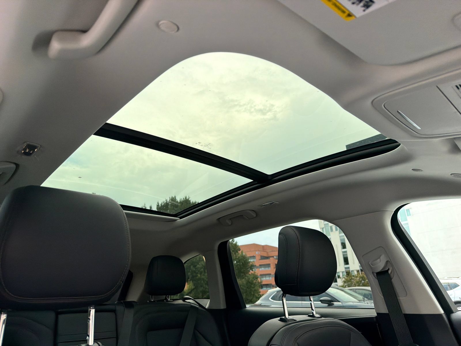 New 2026 Lincoln Nautilus Reserve AWD/4WD image 12