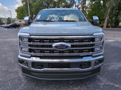 New 2026 Ford F250 4x4 Crew Cab Super Duty image 3