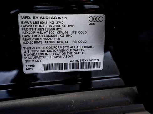 Used 2022 Audi Q4 e-tron Premium Plus image 60