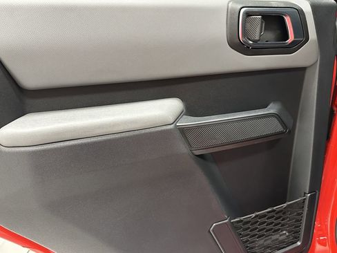 Used 2023 Ford Bronco Big Bend w/ Sasquatch Package image 29