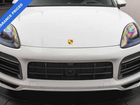 Used 2023 Porsche Cayenne GTS image 28