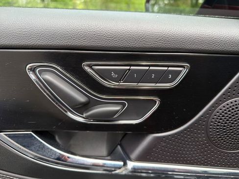 Used 2025 Lincoln Corsair AWD w/ Equipment Group 101A image 25