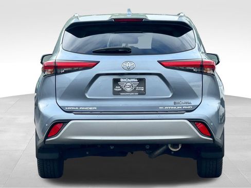 Used 2021 Toyota Highlander Platinum AWD/4WD image 6
