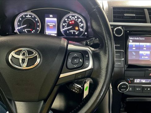 Used 2016 Toyota Camry XLE FWD image 23