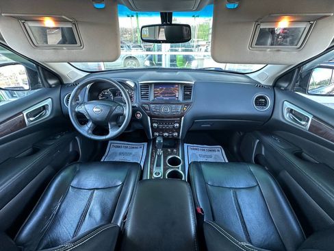 Used 2016 Nissan Pathfinder Platinum image 29