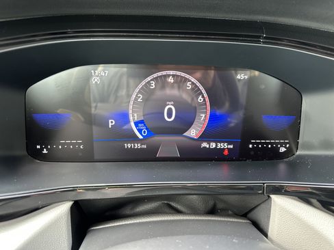 Used 2024 Volkswagen Taos S image 16