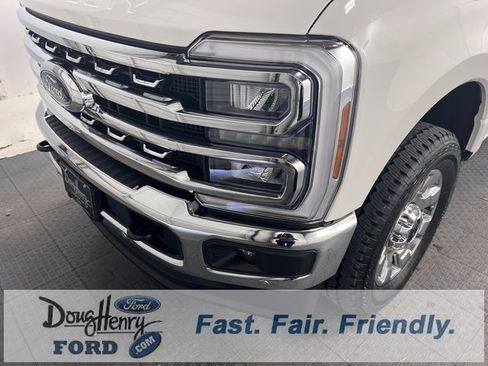 New 2025 Ford F350 Lariat w/ Lariat Ultimate Package image 10
