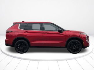 New 2026 Mitsubishi Outlander LE FWD video 2