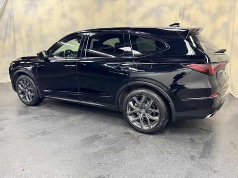 Used 2023 Acura MDX A-Spec image 4