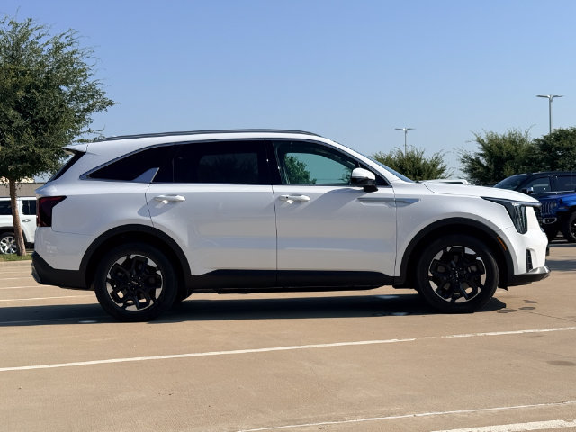 Used 2024 Kia Sorento S FWD image 14