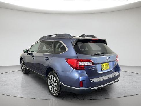 Used 2017 Subaru Outback 2.5i Limited AWD/4WD image 7