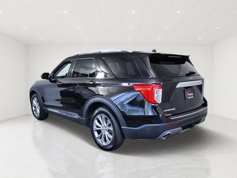 Used 2022 Ford Explorer Limited w/ Equipment Group 301A AWD/4WD image 4