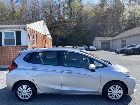 Used 2017 Honda Fit LX image 3