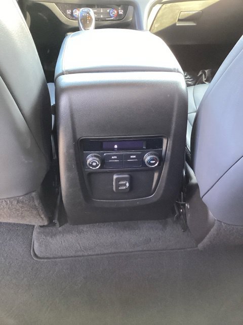 Used 2020 Buick Enclave Essence AWD/4WD image 8