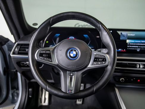Used 2023 BMW i4 eDrive40 w/ M Sport Package RWD image 26