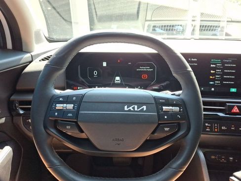 Used 2026 Kia Sportage SX AWD/4WD image 22