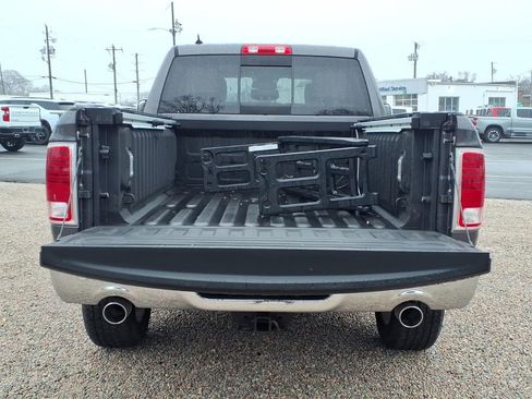 Used 2016 RAM 1500 Laramie w/ Convenience Group image 7