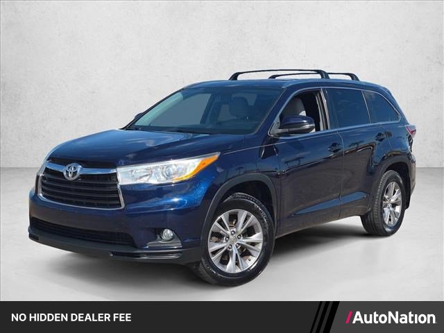 Used 2014 Toyota Highlander XLE AWD/4WD image 1