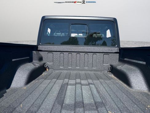 New 2026 Jeep Gladiator Sport image 6