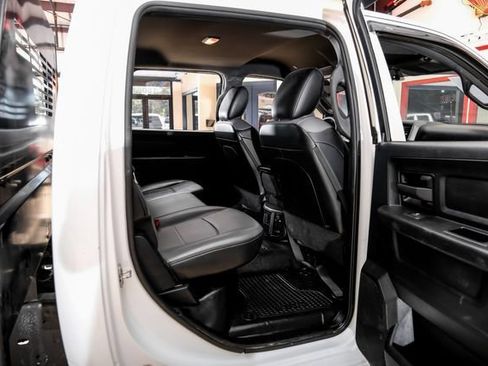 Used 2024 RAM 3500 Tradesman w/ Chrome Appearance Group AWD/4WD image 44