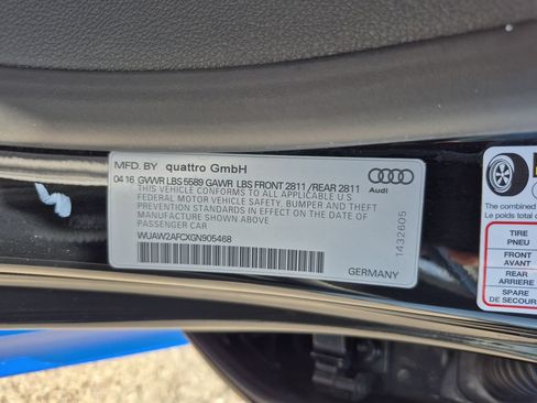 Used 2016 Audi RS 7 Prestige AWD/4WD image 24