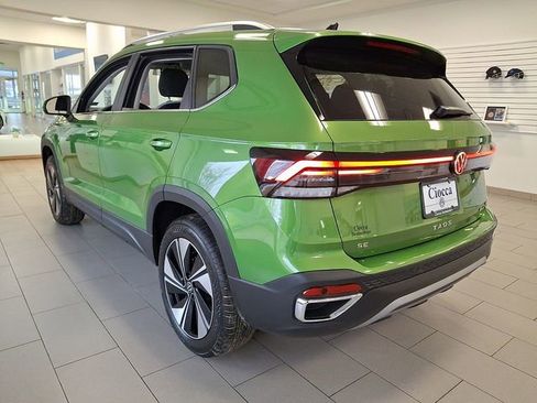 New 2026 Volkswagen Taos SE AWD/4WD image 6