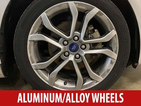 Used 2017 Ford Fusion S w/ Equipment Group 101A FWD image 7