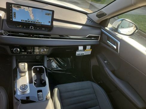 New 2026 Mitsubishi Outlander SE FWD image 18