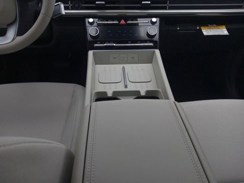 New 2026 Hyundai Santa Fe SE FWD image 11