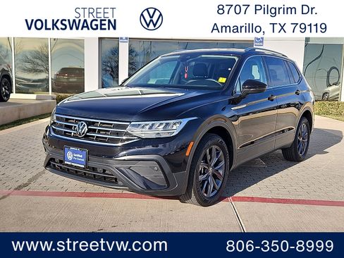 Used 2022 Volkswagen Tiguan SE image 1