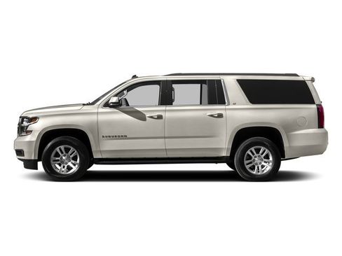 Used 2016 Chevrolet Suburban LS w/ Enhanced Driver Alert Package RWD image 4