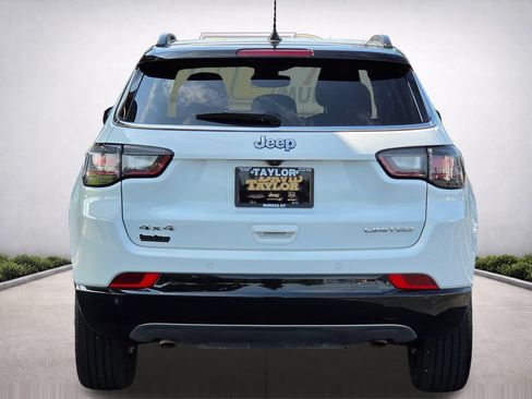 Used 2024 Jeep Compass Limited w/ Elite Group AWD/4WD image 6