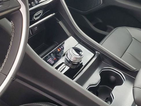 New 2026 Jeep Grand Cherokee L Limited AWD/4WD image 12