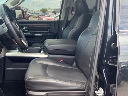 Used 2016 RAM 1500 Laramie w/ Convenience Group AWD/4WD image 5