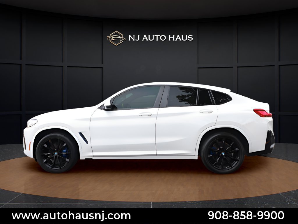 Used 2022 BMW X4 xDrive30i w/ Premium Package Essential AWD/4WD image 11