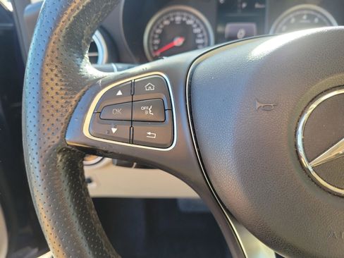 Used 2017 Mercedes-Benz GLC 300 GLC 300 image 26