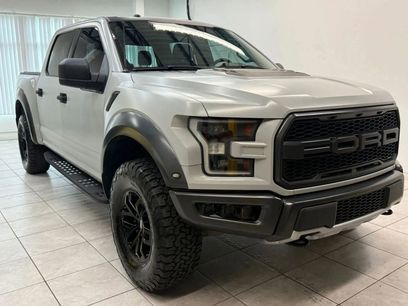 Used 2017 Ford F150 Raptor w/ Equipment Group 801A Mid