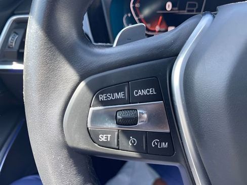 Used 2019 BMW 330i xDrive Sedan w/ Convenience Package AWD/4WD image 17