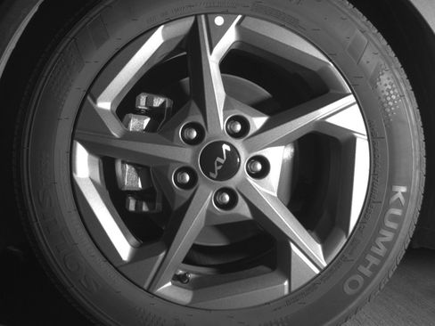 Used 2025 Kia K4 LXS image 12