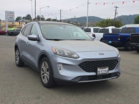 Used 2022 Ford Escape SEL w/ Technology Package FWD image 11