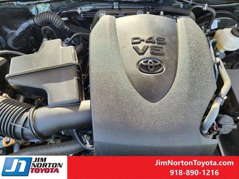 Used 2023 Toyota Tacoma TRD Off-Road RWD image 31